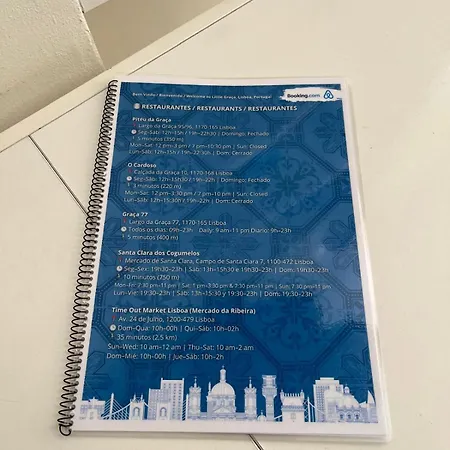 Apartman No Bairro Da Graca Em Lisboa